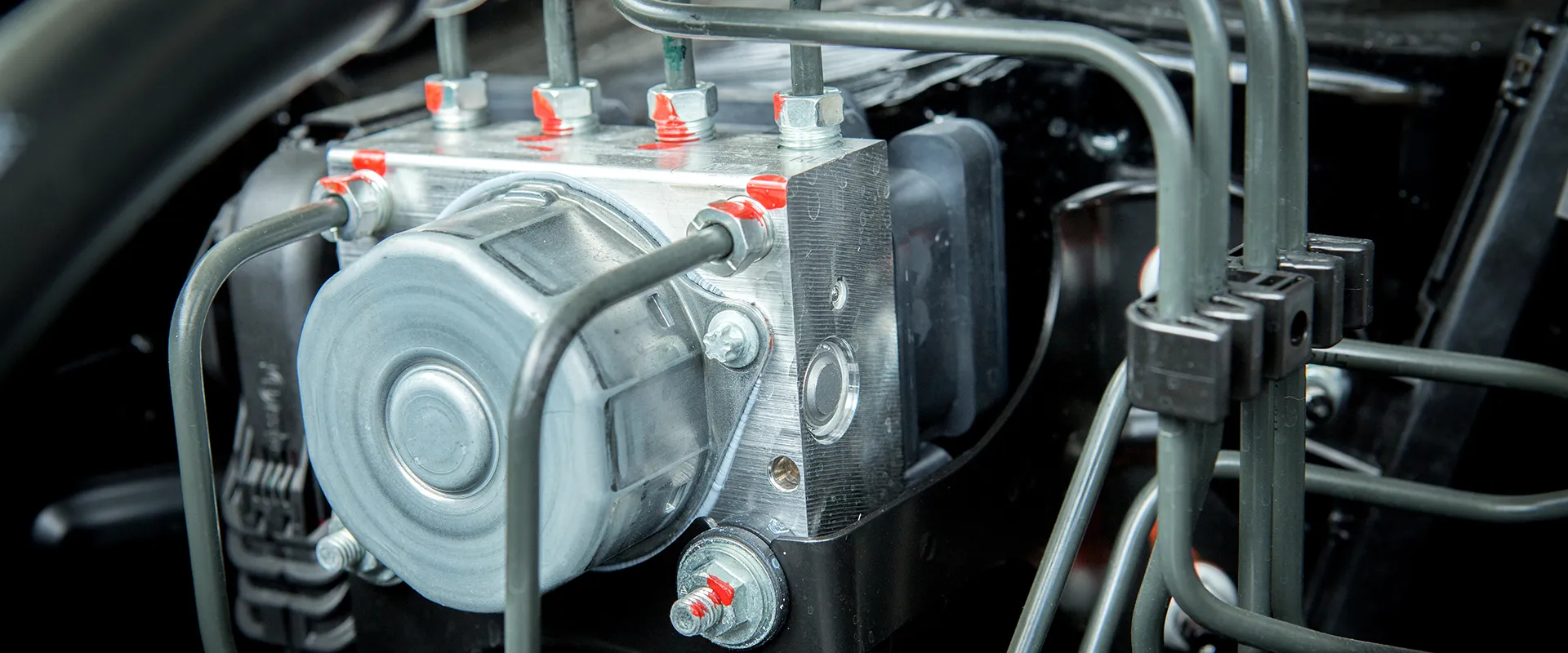 ABS (Anti Lock Brake System) near Farmington Hills, MI